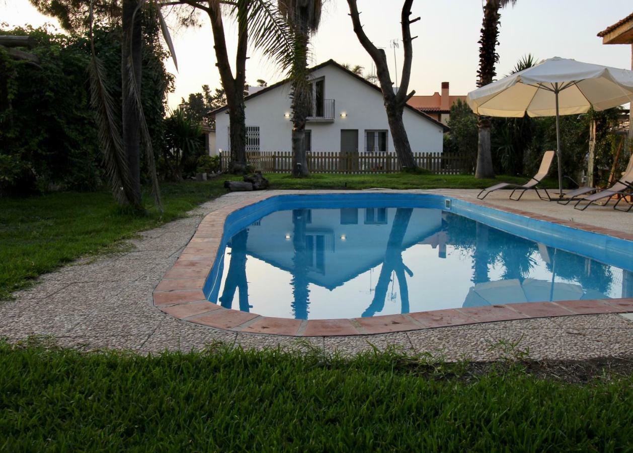 Katana Suites Beach Agnone Bagni Exterior photo